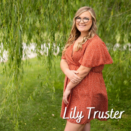 Laurie Saunders Marlatt Memorial Scholarship